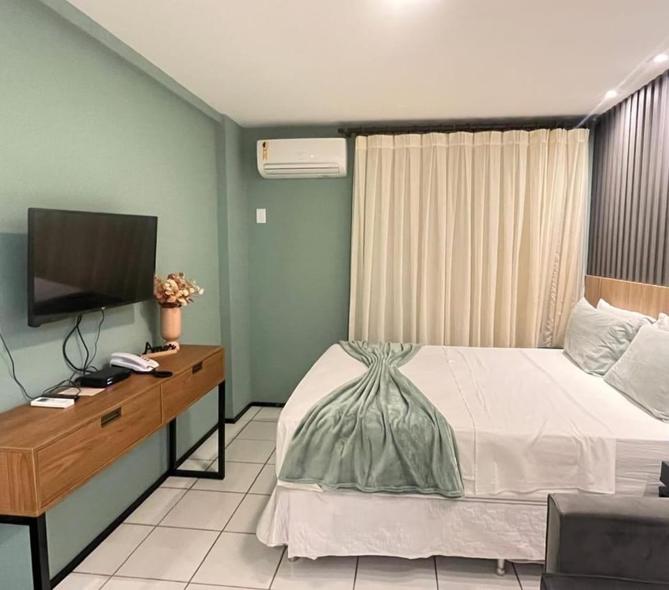 Bed, TV and multimedia, Bedroom, air conditioner