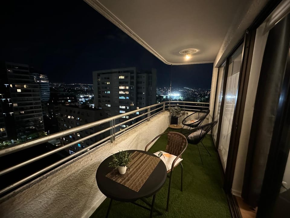 Depto Las Condes 2 personas Apartment in Las Condes
