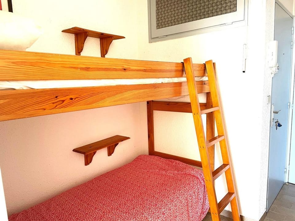 Studio cabine bord de mer La Grande Motte, 4 couchages, parking - FR-1-790-31 Cabin in La Grande-Motte