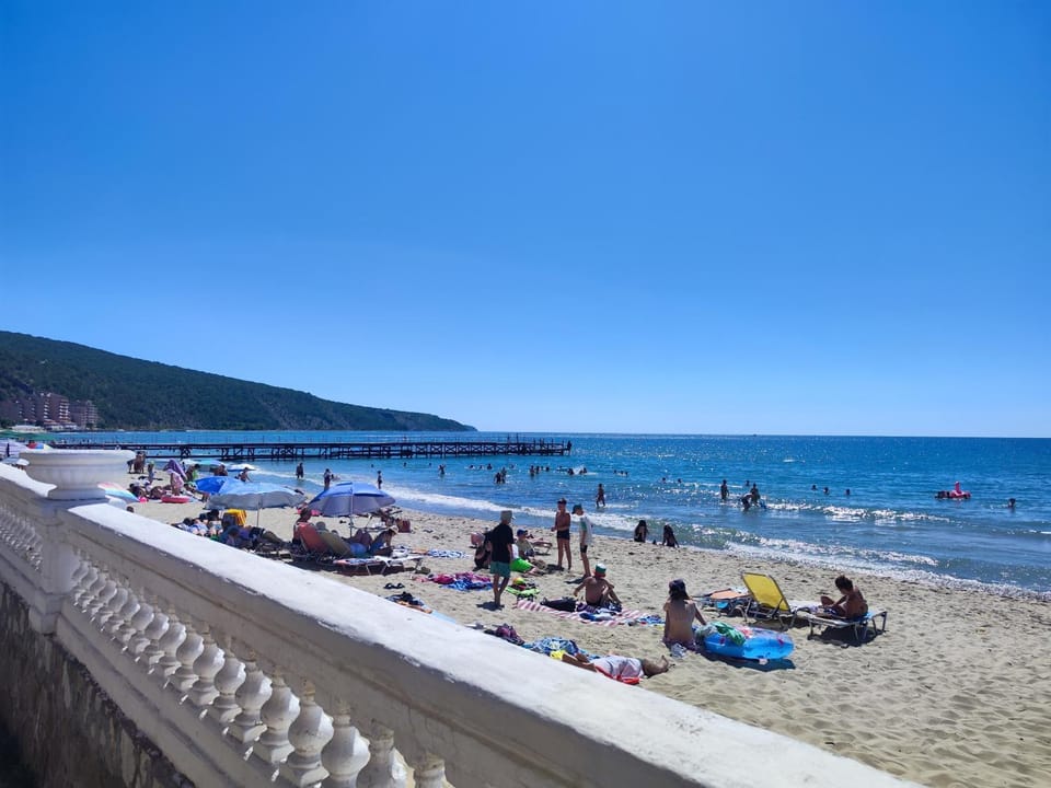 Day, Natural landscape, Beach, Mountain view, Sea view, sunbed