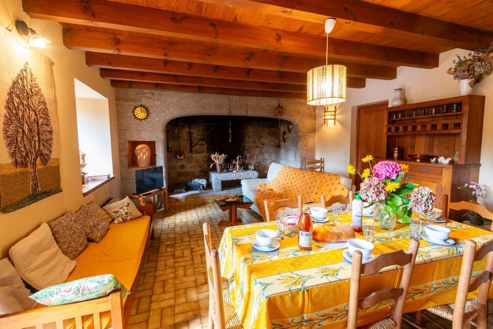 Gîte Gîte aux Combettes 4/6 personnes House in Auvergne-Rhône-Alpes