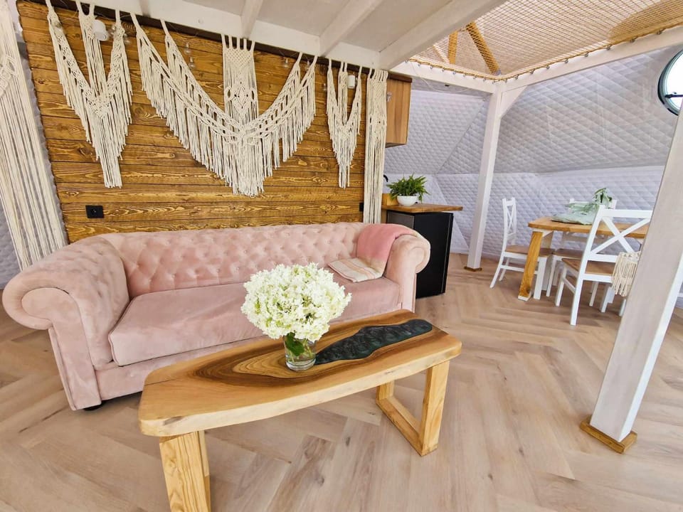 Kopuła glampingowa Boho Luxury tent in Poland