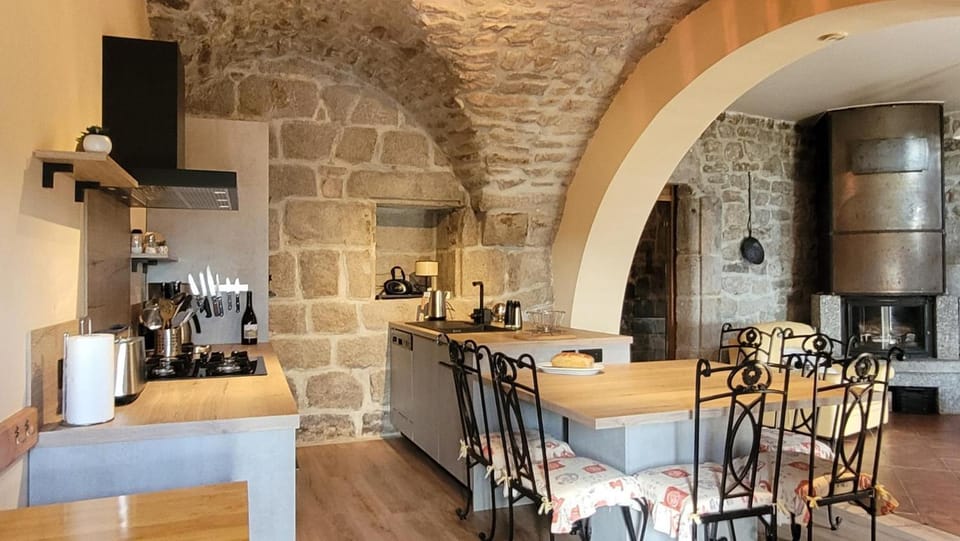 Gîtes de france aux badieux House in Occitanie