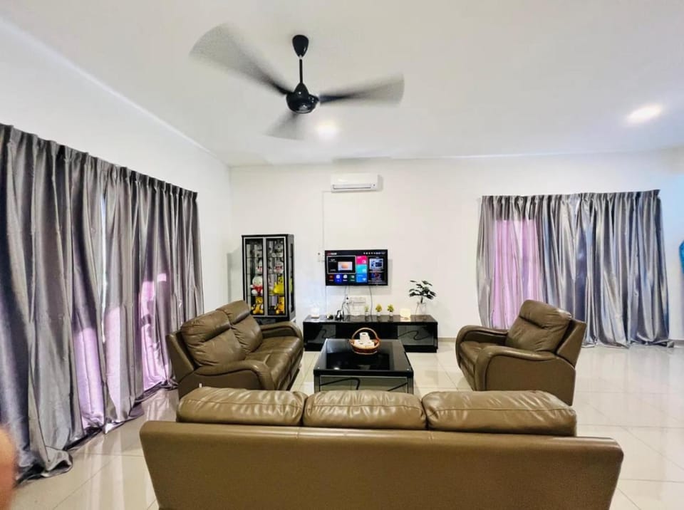 TV and multimedia, Living room, air conditioner
