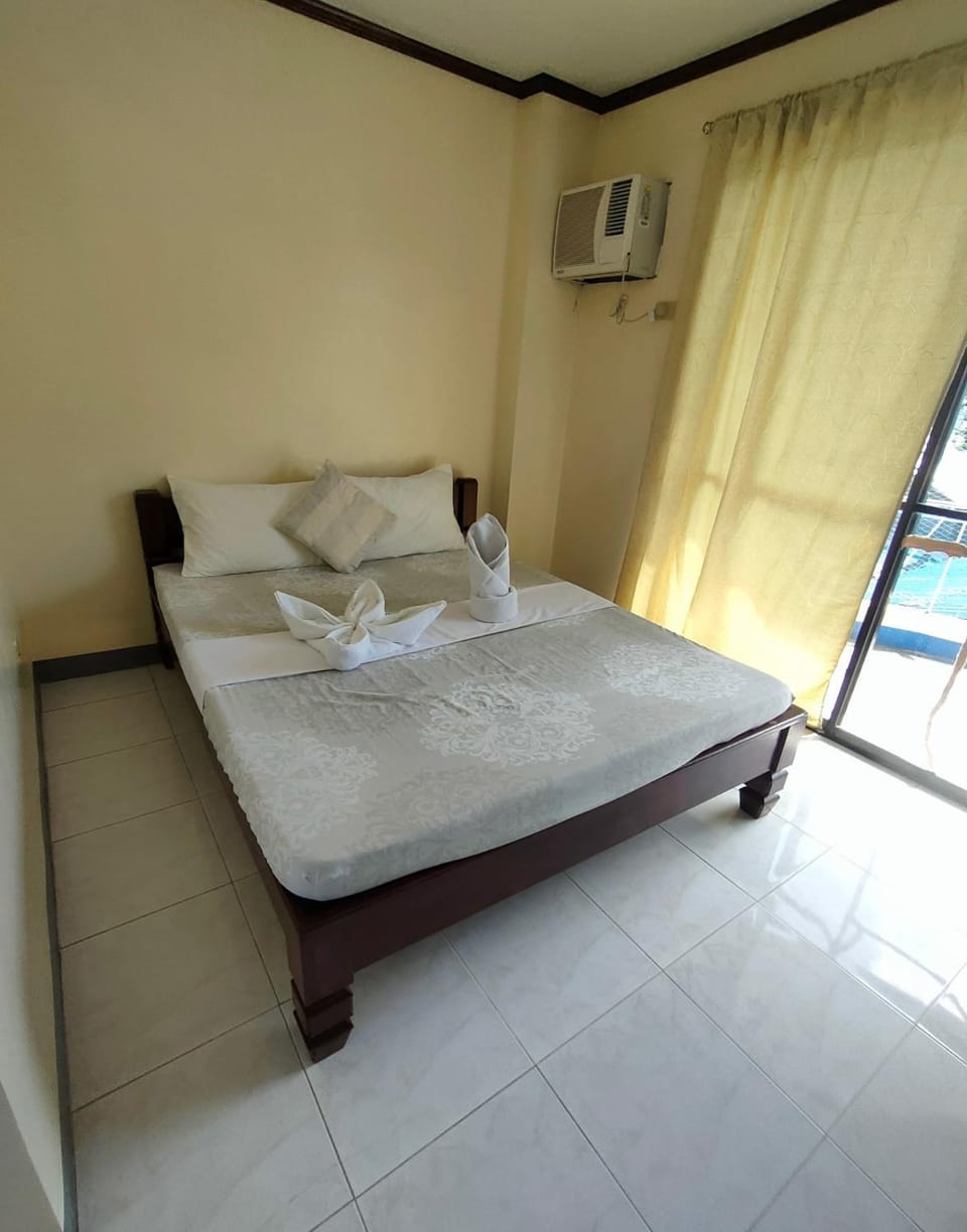 Bed, Bedroom, air conditioner