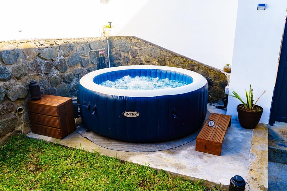 Hot Tub, Spa and wellness centre/facilities