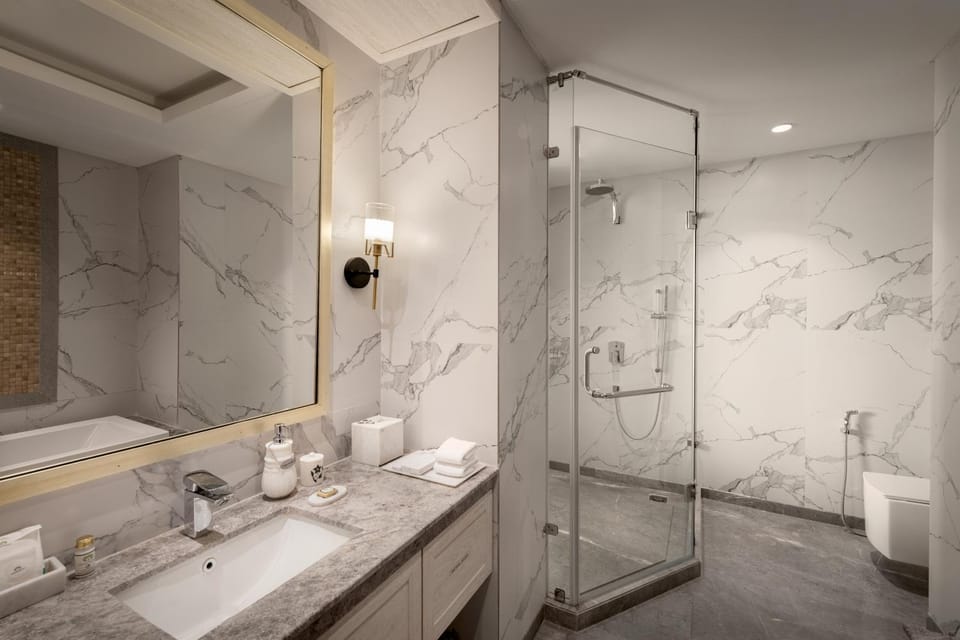 Shower, Bathroom