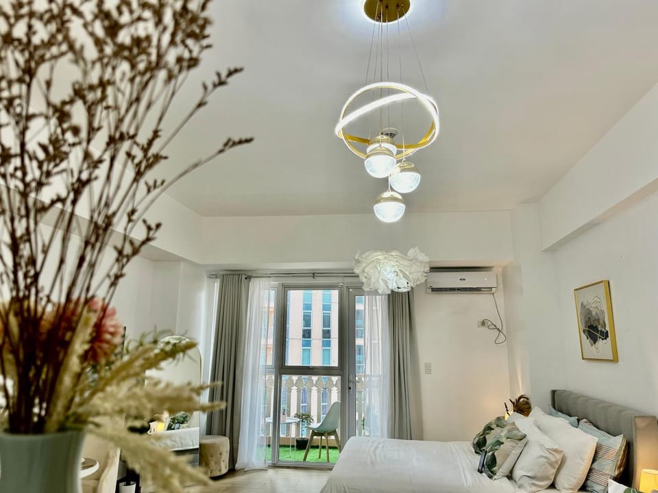 Bell Place at Venice Luxury Mckinley Hill Apartment in Makati