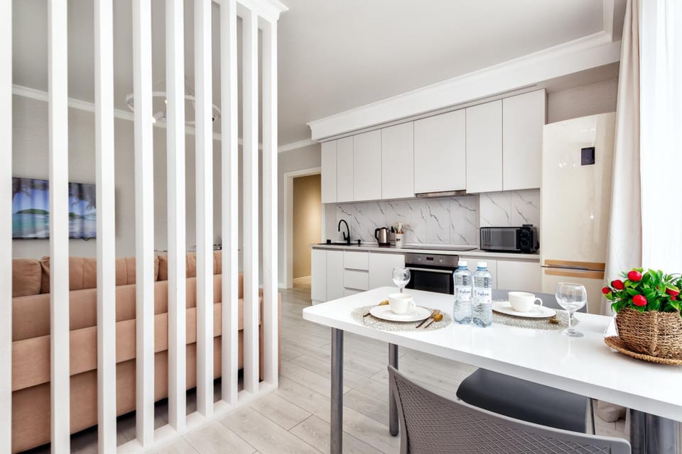 Kitchen or kitchenette, kitchen, kitchen