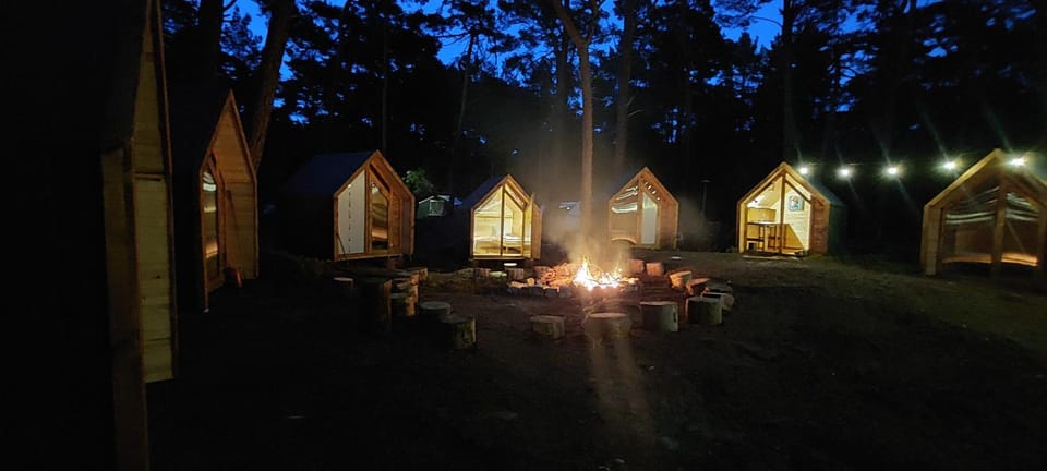 Night, BBQ facilities