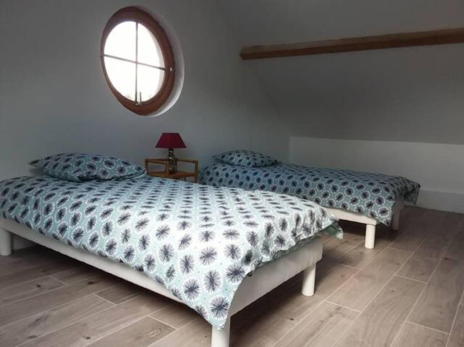 Maison entière avec étang privé dans cadre sauvage House in Bourgogne-Franche-Comté