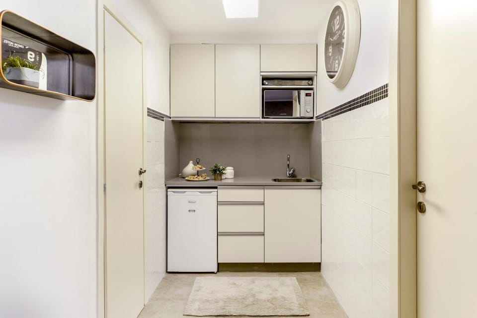 HaHavatselet 19 - Isrentals Apartment in Jerusalem