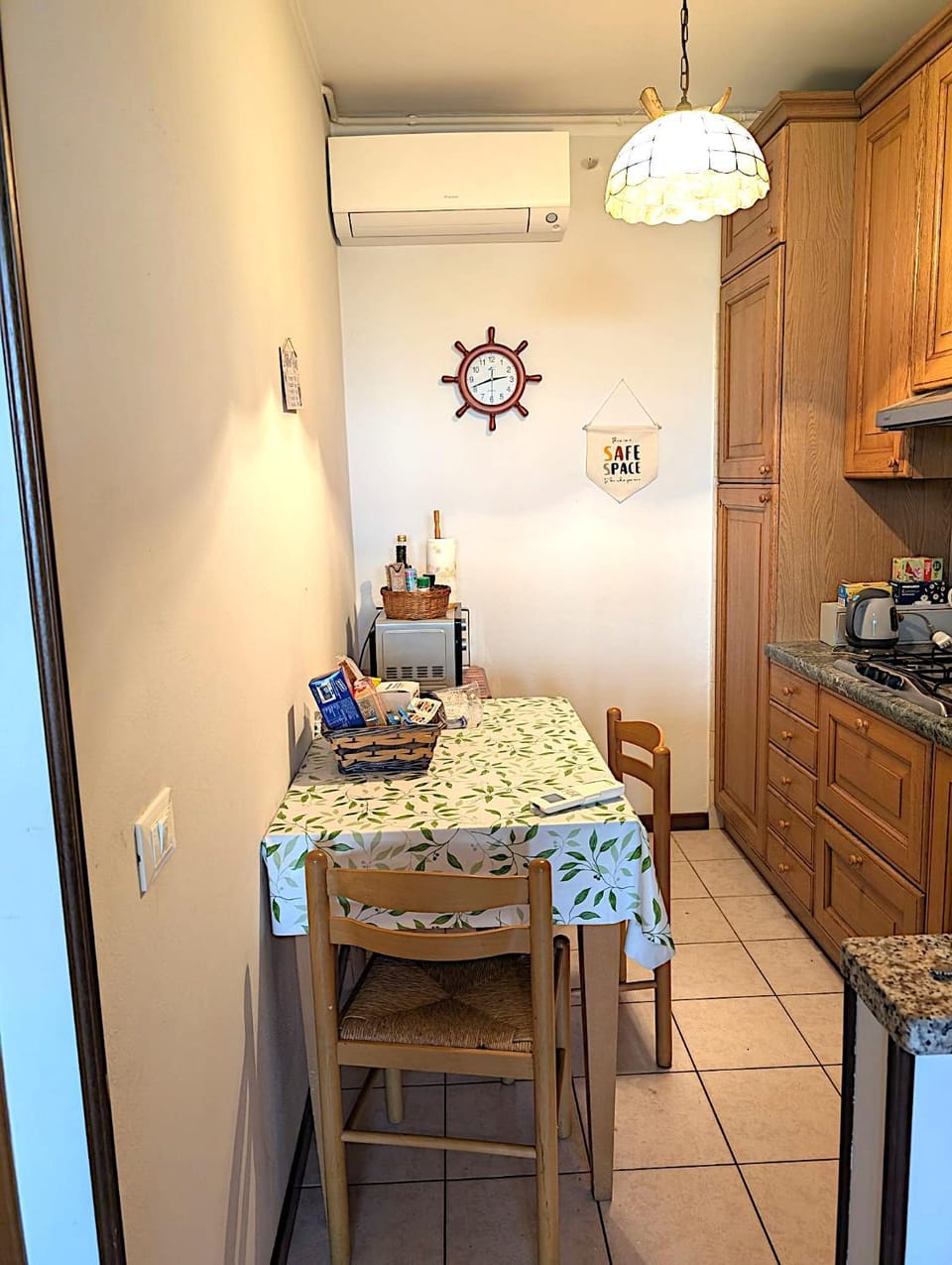 Isabel House Apartment in Baveno