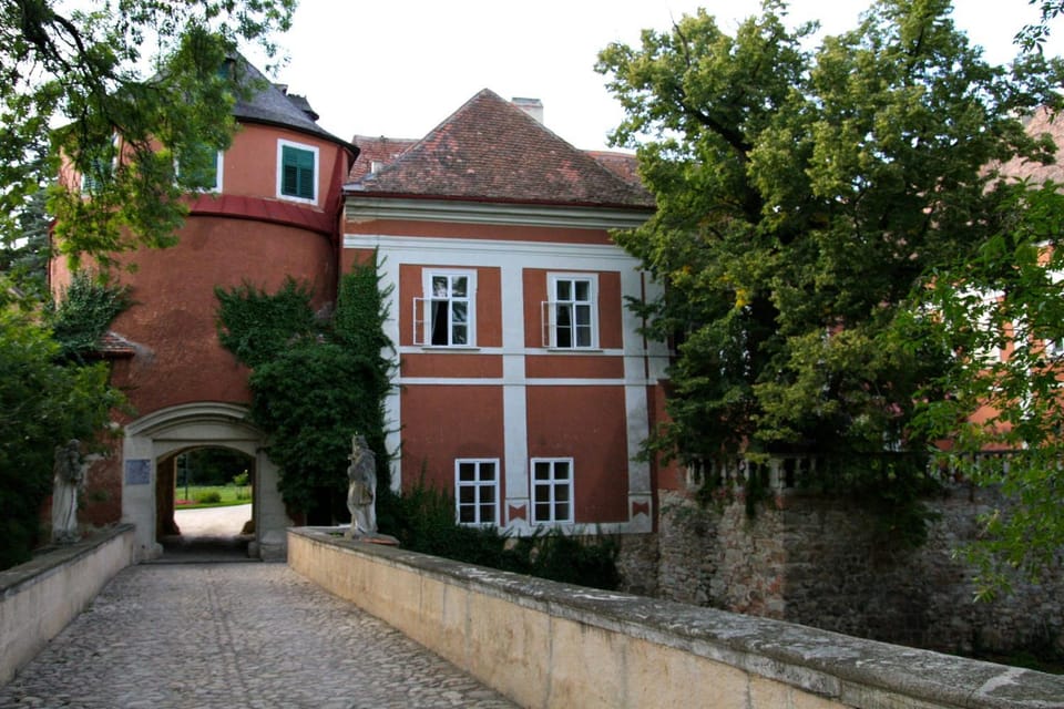 Property building, Landmark view