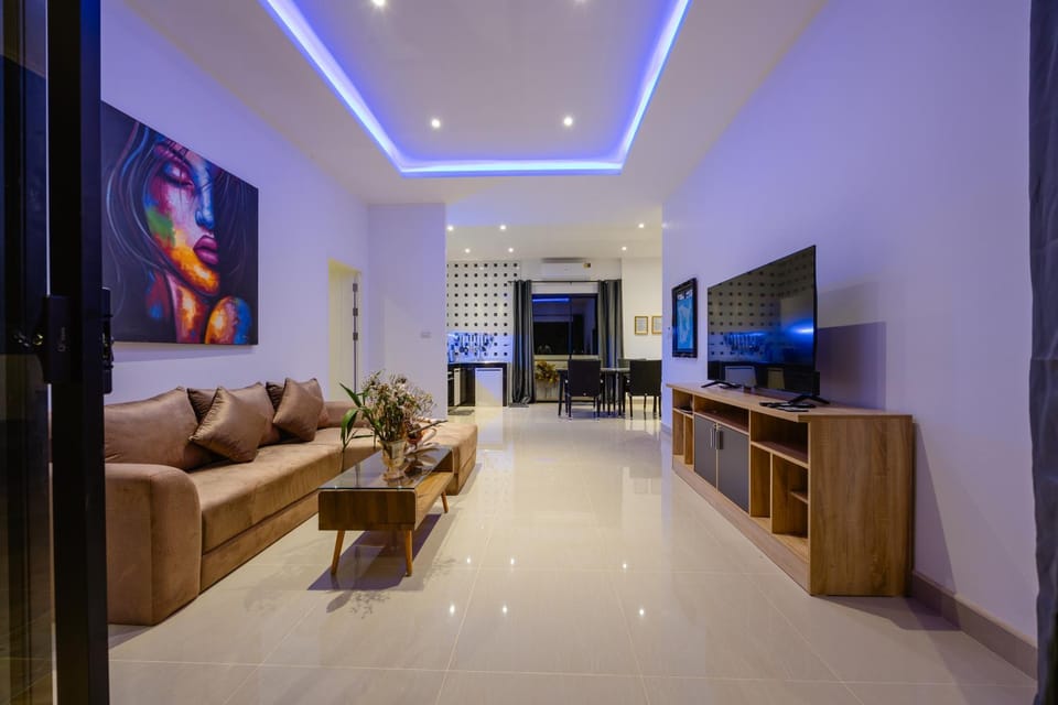 Seating area, Evening entertainment