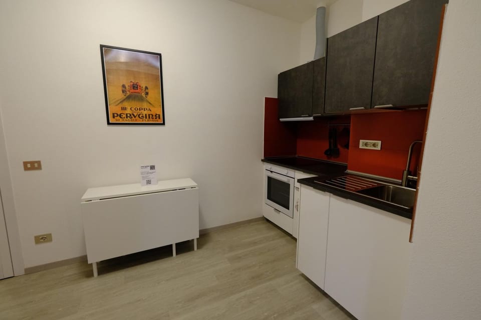 Kitchen or kitchenette, oven, stove