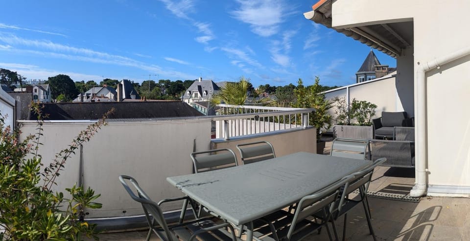 View (from property/room), Balcony/Terrace