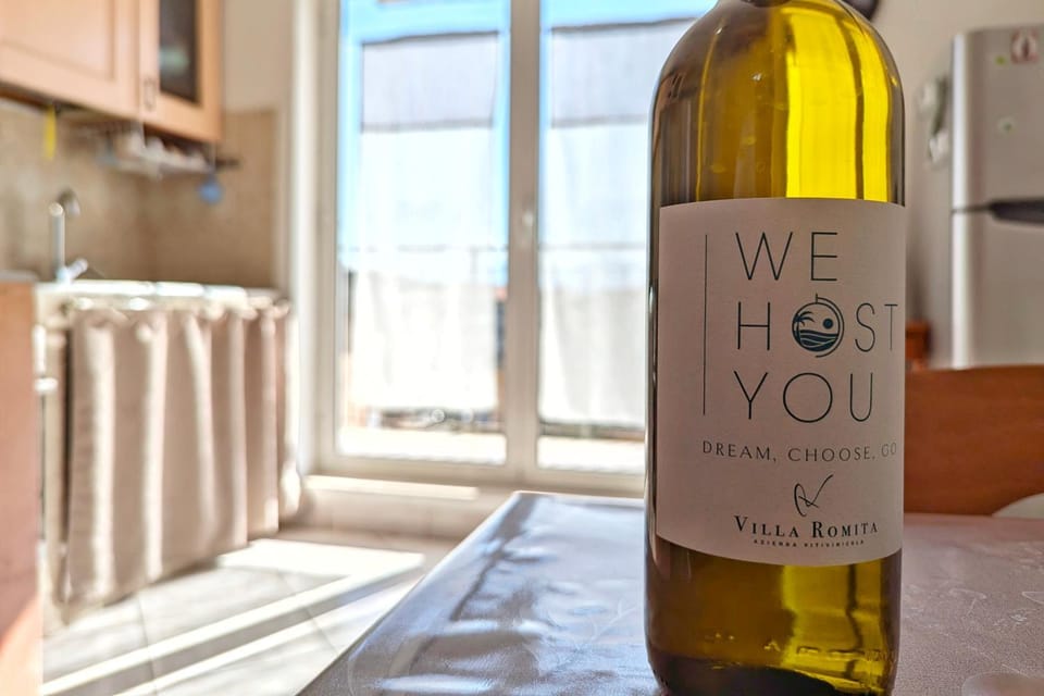 TERZA FILA MARE 3 minuti a piedi Aria Condizionata by WeHostYou Apartment in San Benedetto del Tronto