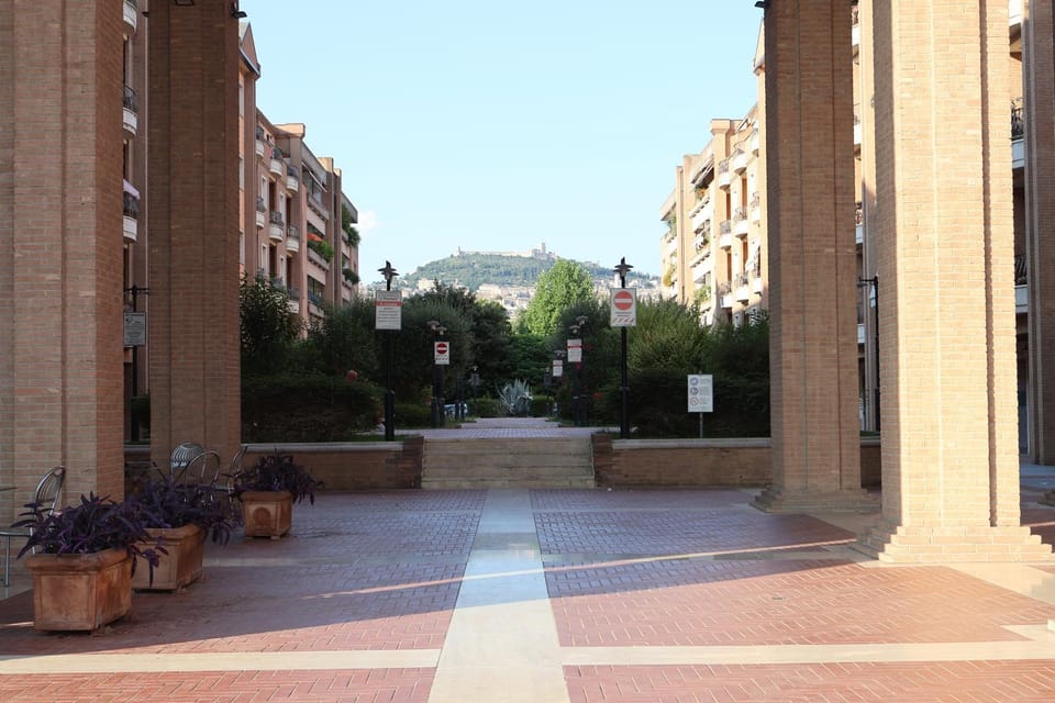 Property building, Neighbourhood, Street view