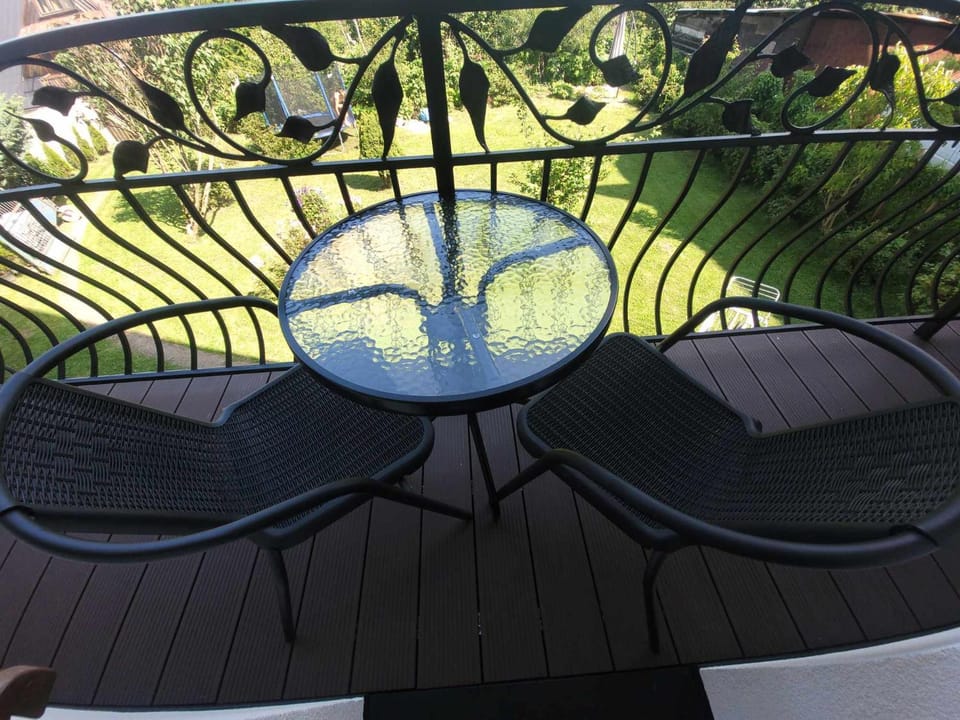 View (from property/room), Balcony/Terrace