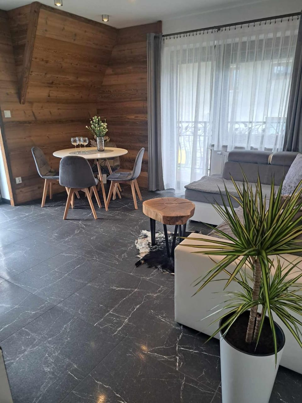 Living room, Seating area, Dining area