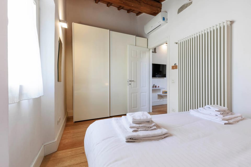 Bed, Photo of the whole room, Bedroom, towels, wardrobe, air conditioner
