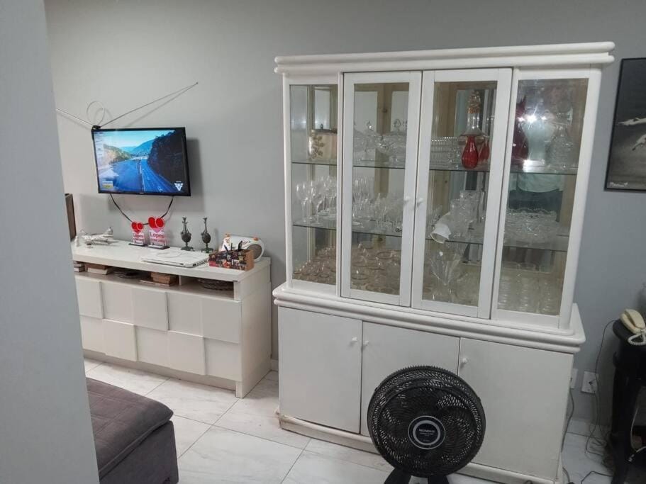 Prox IlhaPorchat Apartment in Santos