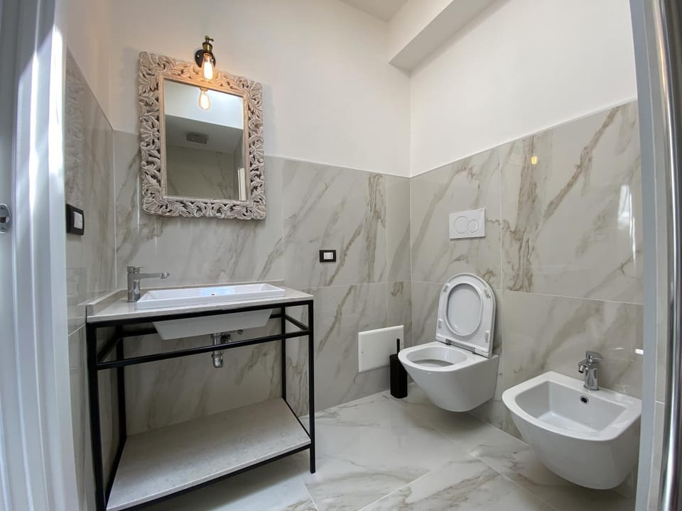 Toilet, Bathroom, bidet
