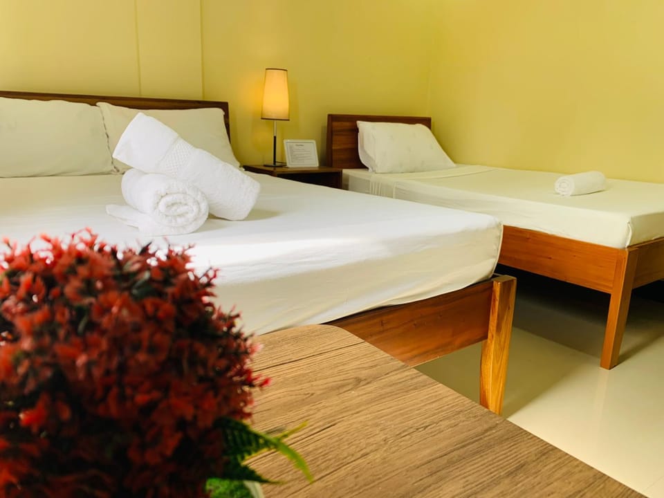 MCA Hotel Suites Hostel in Panglao