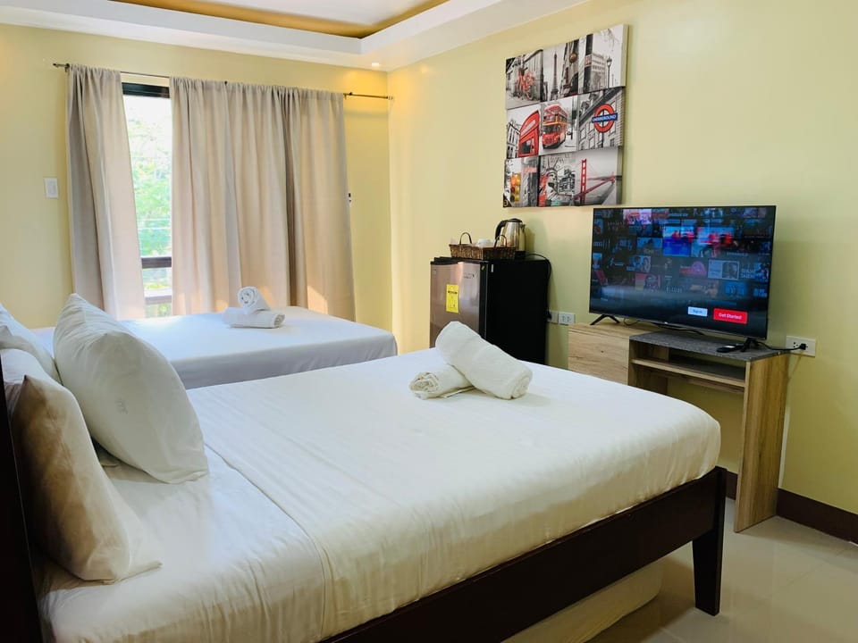MCA Hotel Suites Hostel in Panglao