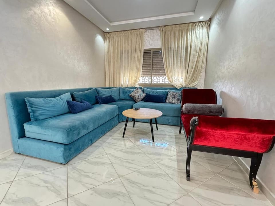 Bel Appartement avec terrasse à Dahomey City Bouznika Plage Apartment in Casablanca-Settat