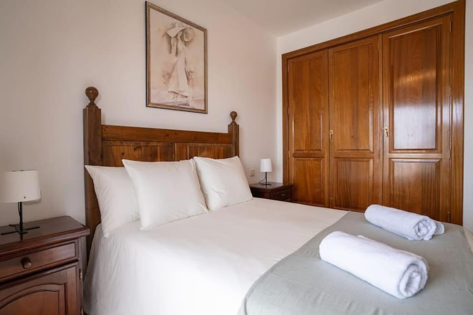 Beautiful Home in Lanzarote 5 mins from Marina House in Playa Blanca