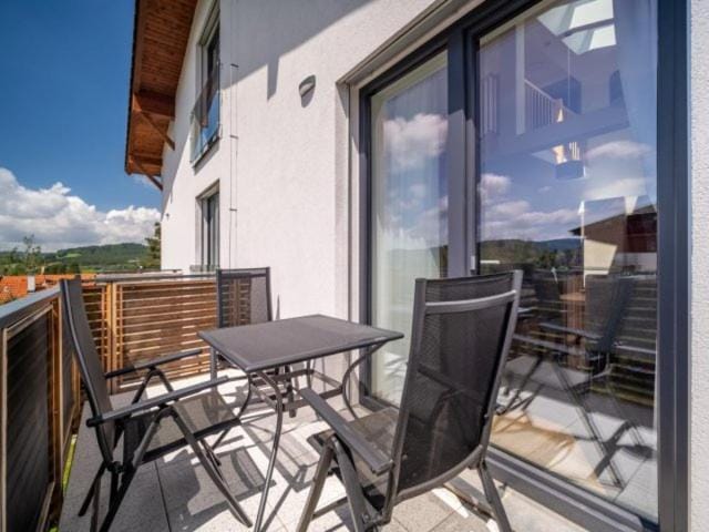 Property building, Patio, Day, Natural landscape, View (from property/room), Balcony/Terrace, Balcony/Terrace, Seating area, Dining area, Mountain view