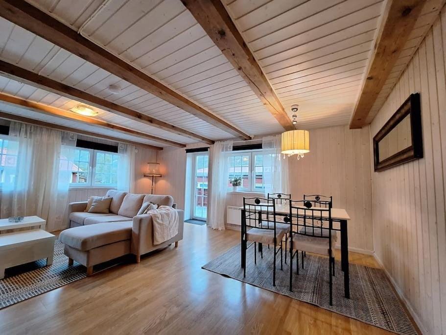 Koselig hus i Stryn House in Vestland