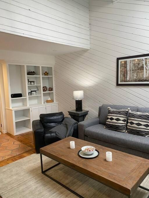 Summit's Rest Apartment in Snowmass Village