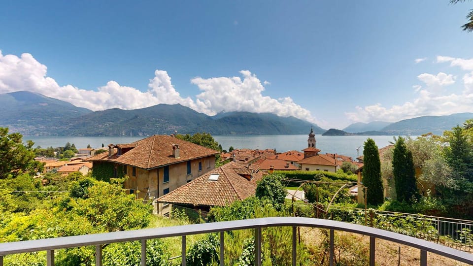 Nearby landmark, Balcony/Terrace, Lake view, Mountain view