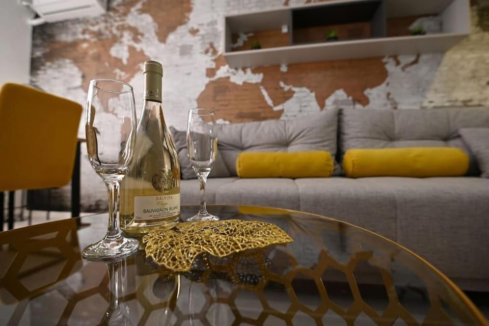 SUNNY DOWNTOWN APARTMENt Apartment in Skopje
