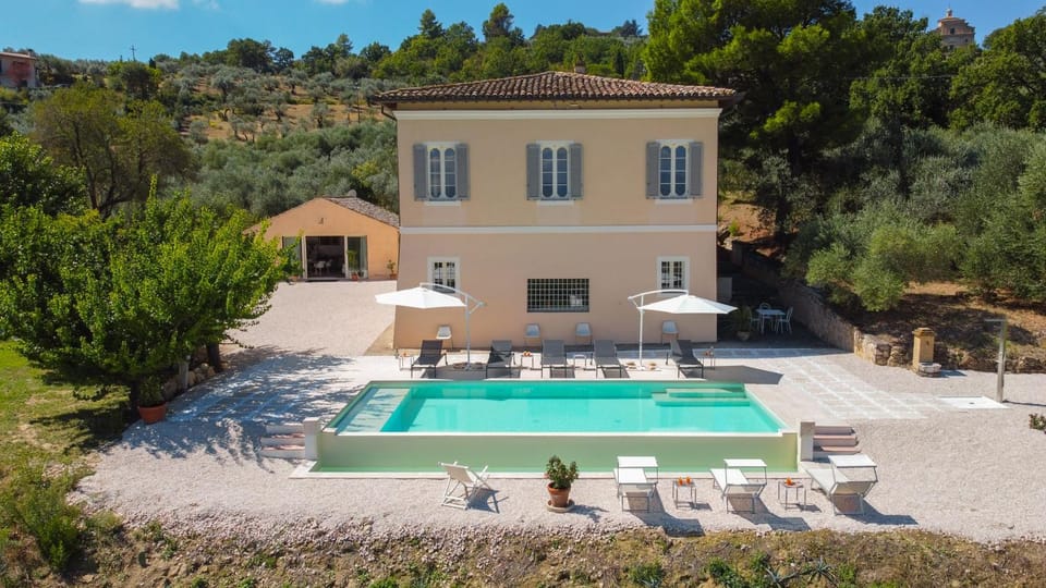 Property building, Swimming pool