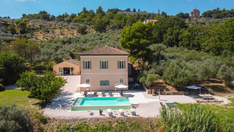 Property building, Pool view