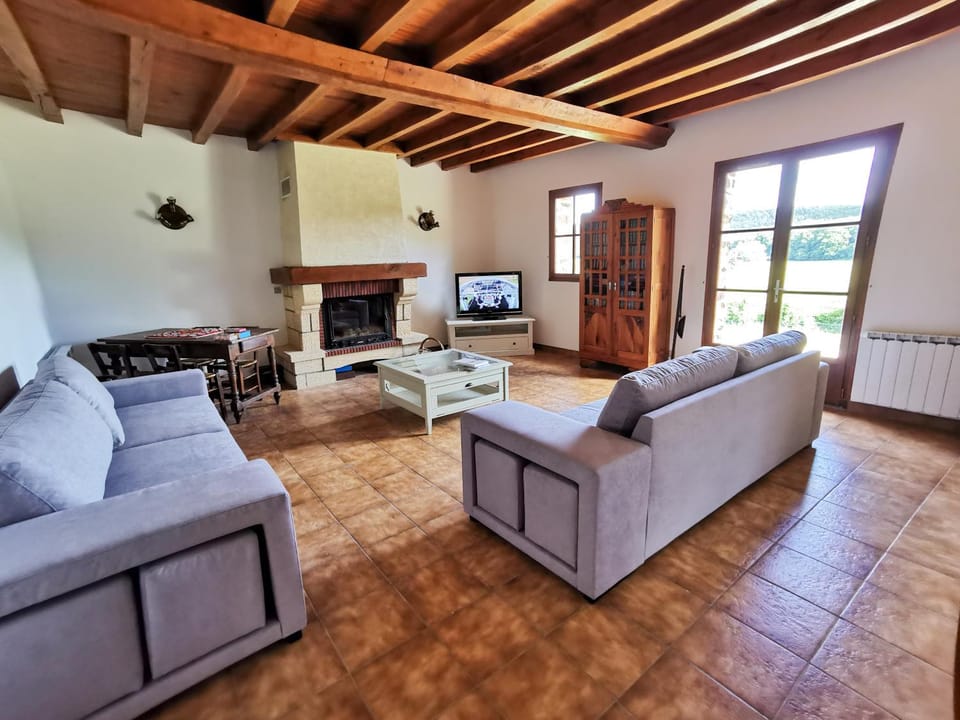 TV and multimedia, Seating area