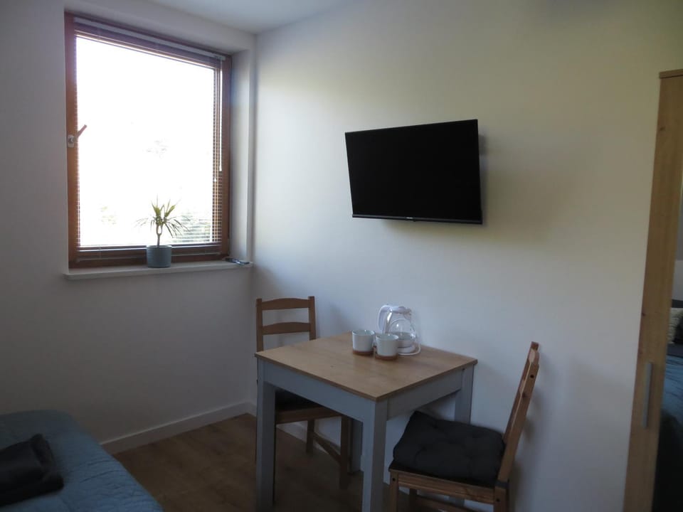TV and multimedia, Dining area