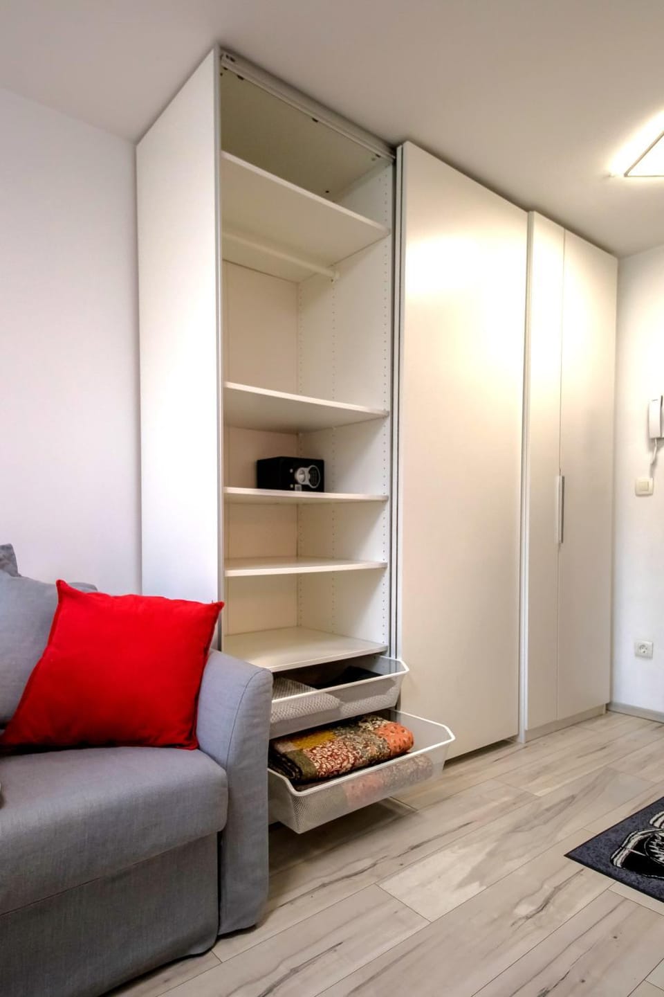 safe, wardrobe