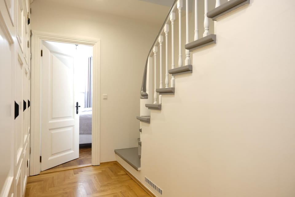 Tallinn City Apartments 4 bedroom Toompea Old Town Apartment in Tallinn