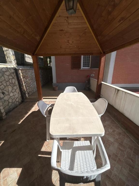 Celeste Apartment House in Rome