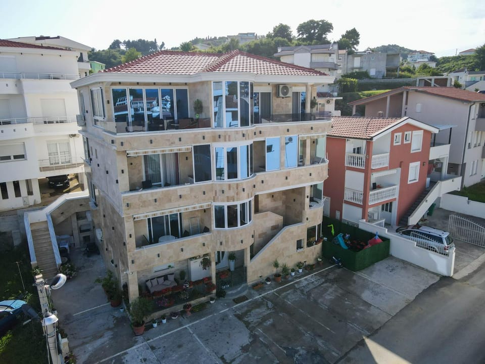Property building, Parking