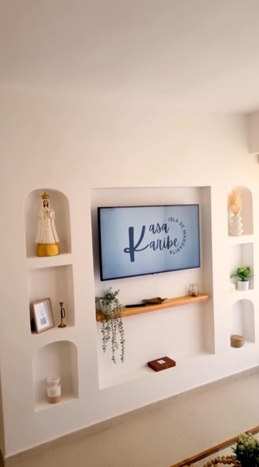 Communal lounge/ TV room, TV and multimedia