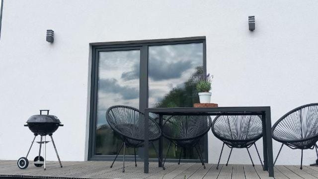 Domki Ostoja II nad Jeziorem z Kominkiem i Łódką Apartment in Poland