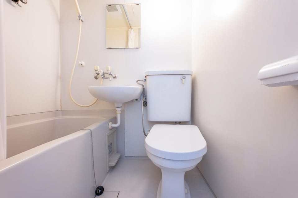 Shower, Toilet, Bathroom, Bath