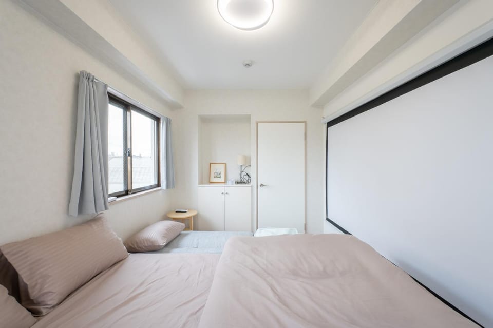 Bed, Bedroom, air conditioner