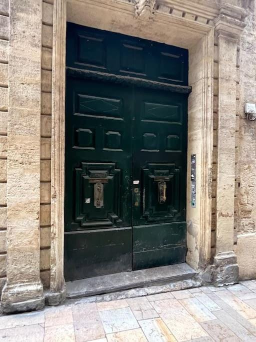 Ecusson - Duplex lumineux et climatisé dans hôtel particulier Apartment in Montpellier